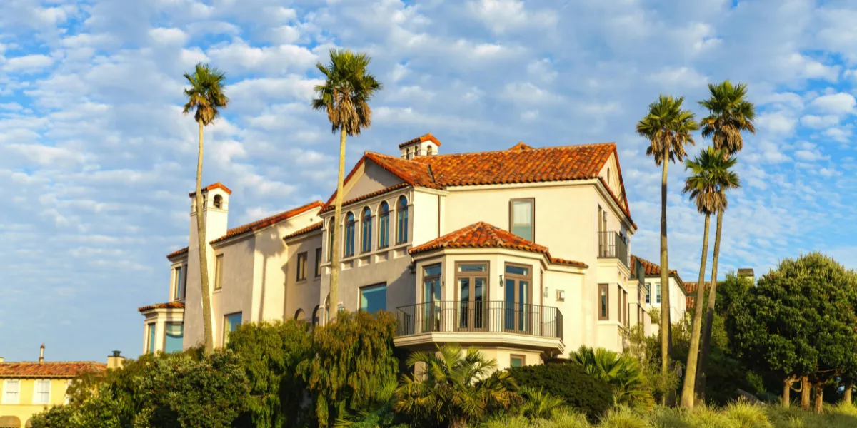 emirates hills villas for rent