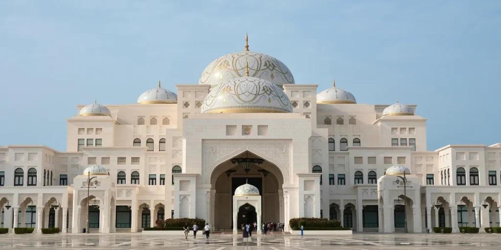 real estate jobs in abu dhabi