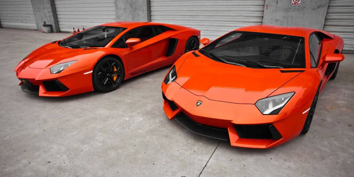 rent lamborghini aventador dubai