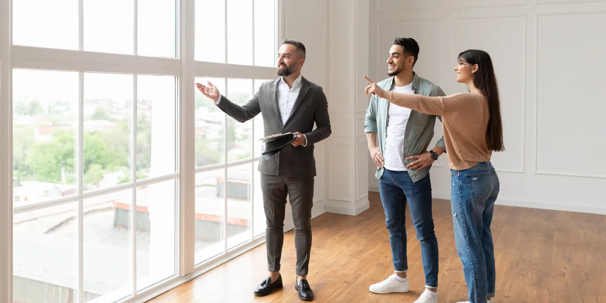 real estate broker job description