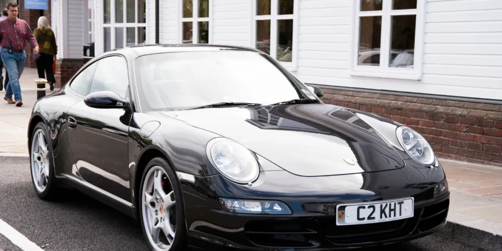 rent porsche boxster dubai
